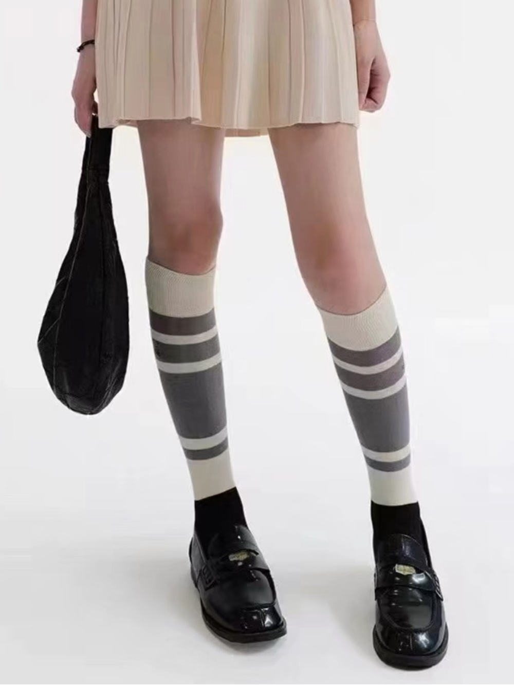 Vivienne Westwood ivory x grey stripes long socks